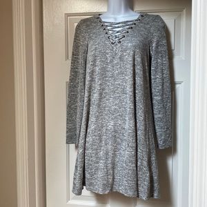 About A Girl• Gray Crisscross Laced V Neck Long Sleeve Dress